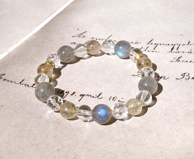 高品質ラスト★夜光貝★私物針水晶運命のオルゴブレスレット 高品質ラスト★夜光貝★私物針水晶運命のオルゴブレスレット