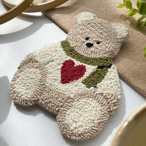 テディベア コースター 壁飾り インテリア 刺繍 もこもこ ナチュラル