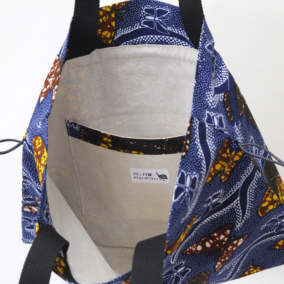 アフリカ布の巾着バッグ（ バタフライ・蝶 ）トート 大きめ アフリカンプリント 7枚目の画像