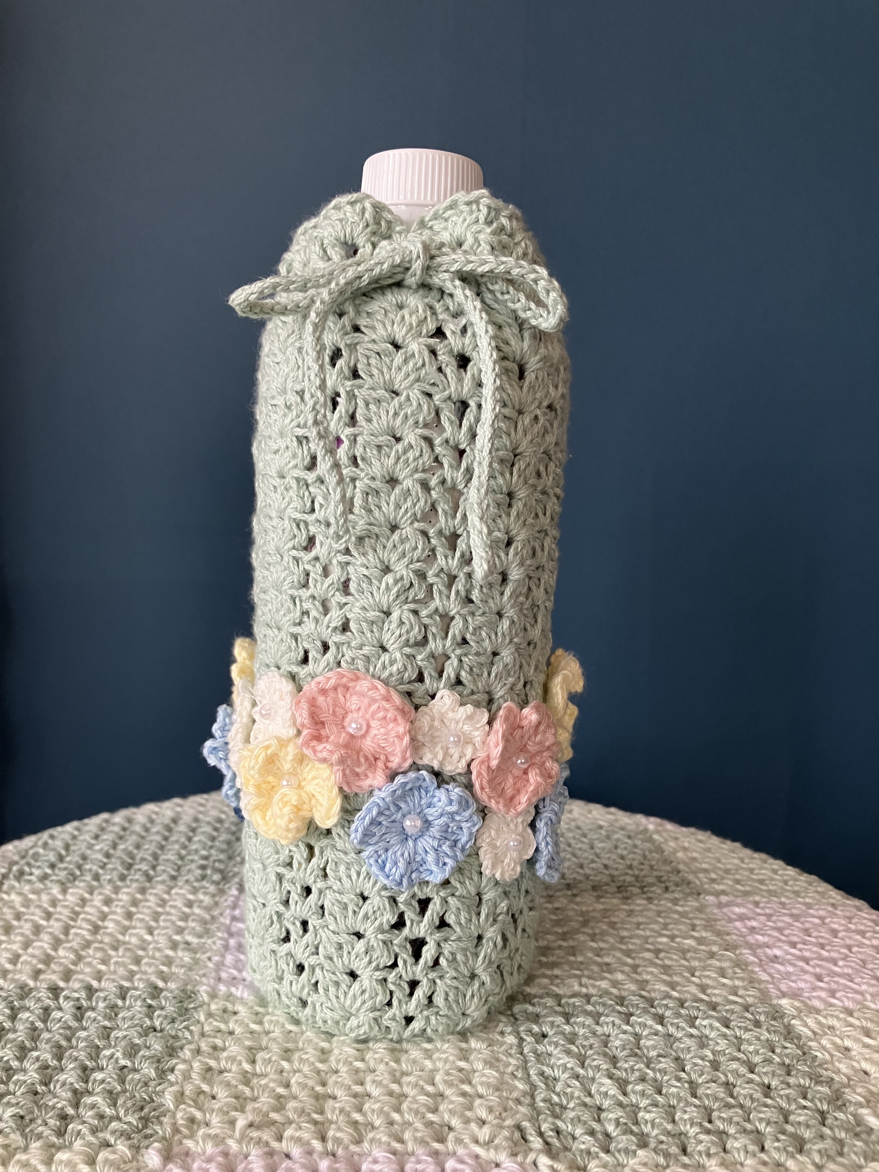 ハンドメイド　手編み　お花のベッドカバー　ブラック