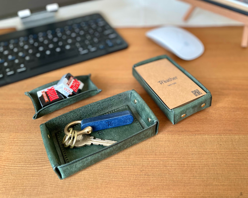 レザーボックス イタリアンレザー製 重ねてしまえるボックス 名刺やお