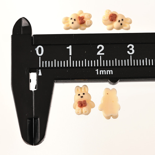 デコパーツ うさぎ リボン アイボリー 10mm 動物 200個 3D