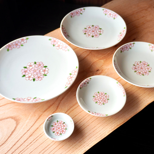 色絵磁器桜文五寸組皿(5枚 未使用 新品同様) ☆現在特価 HY-HT-3_1.jpg?crop=center&