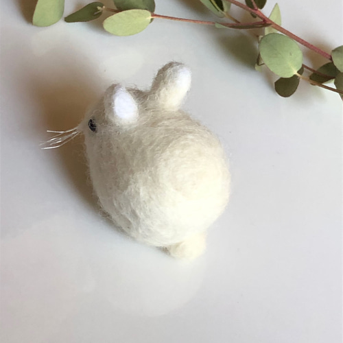 うさぎ 白 羊毛フェルト マスコット バスケット付き 羊毛