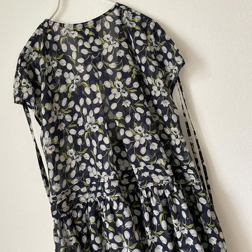 イタリア製 着分 約22万円 emanuel ungaro の2WAYシルクワンピース 