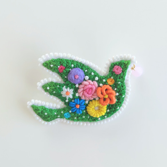 刺繍ブローチ 『flower bird』② 4枚目の画像