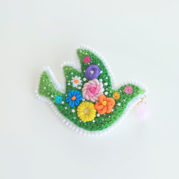 刺繍ブローチ 『flower bird』③ 2枚目の画像