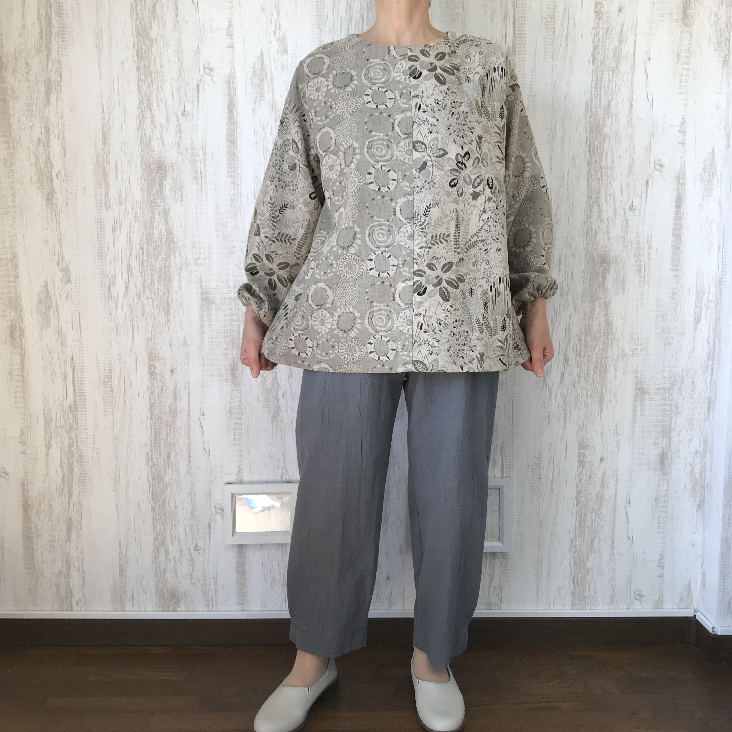 【SALE♦️30%OFF】二重織ジャガード 地　切り替え　ゆったり　ブラウス