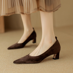 ⭐24 新款女士 ⭐柔軟真皮鞋 時尚簡約鞋 高跟鞋 22-25 公分 #956⭐免運費⭐ 第1張的照片
