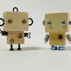 手作り木製ロボット - 楽しいDIYプロジェクト -レーザー彫刻でお名前記入付き 2枚目の画像