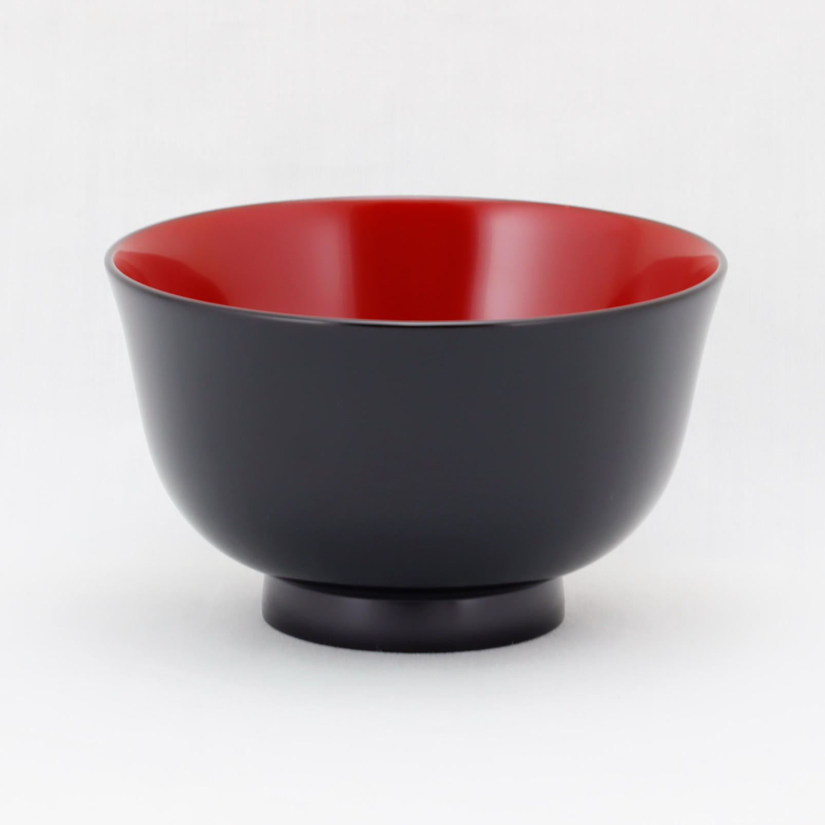 伝統工芸　輪島塗　汁椀「端反形　黒内朱塗　無地」【2004】