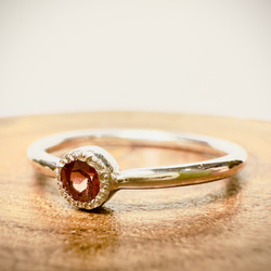 ガーネット　ミル打ちリング　silver925 ミルグレイン 2枚目の画像