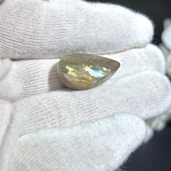マクラメ用　ルース　天然石 ラブラドライト　25ｍｍ　ペアドロップ（ハーフドロップ） 8枚目の画像