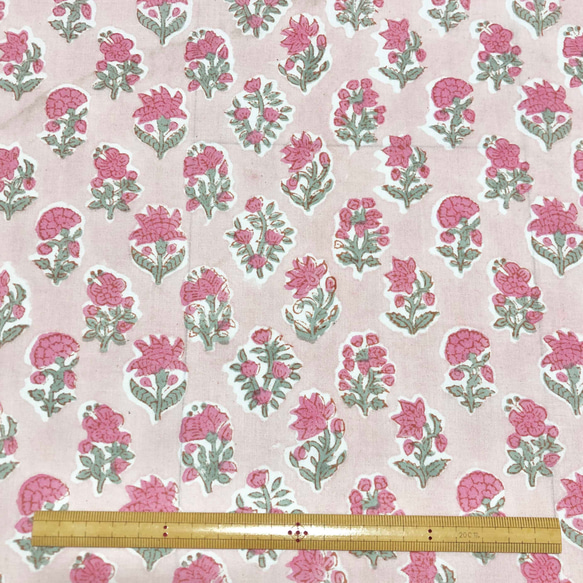 【50cm単位】くすみピンクスモールフラワー　インド　ハンドブロックプリント生地  コットン 6枚目の画像