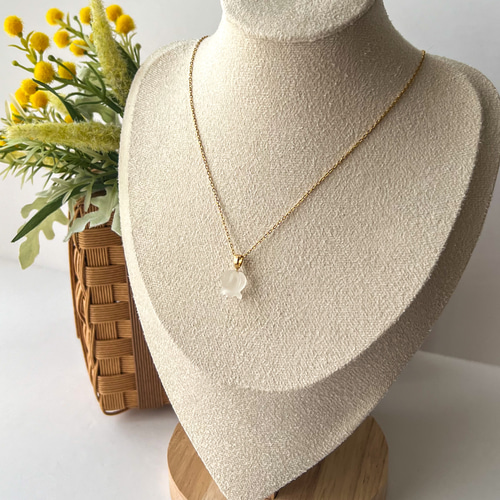 水晶すずらんのネックレス/母の日/天然石 ネックレス・ペンダント