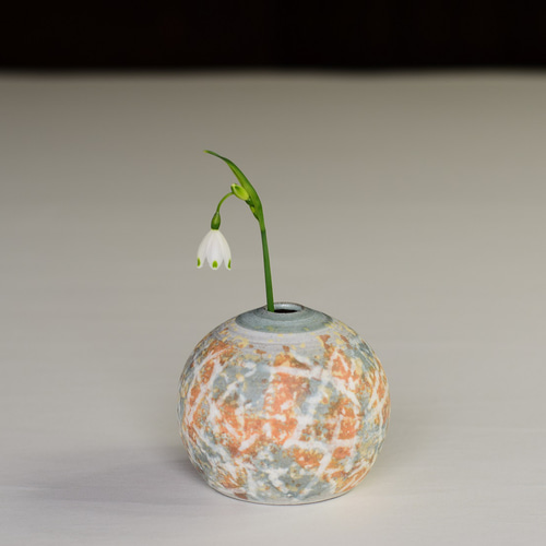 抽象デザイン的一輪挿し(Iw-038) 一輪挿し・花瓶・花器 bun-koubou