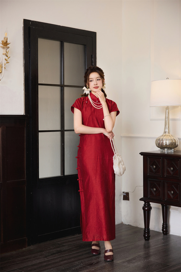 赤い中国風の古代チャイナドレス、中華民国のレトロなフルフロント半袖ドレス、新しい中国風の花嫁のウェディングドレス 13枚目の画像