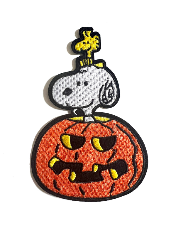 ハロウィン かぼちゃ スヌーピー アイロンワッペン 1枚 2枚目の画像