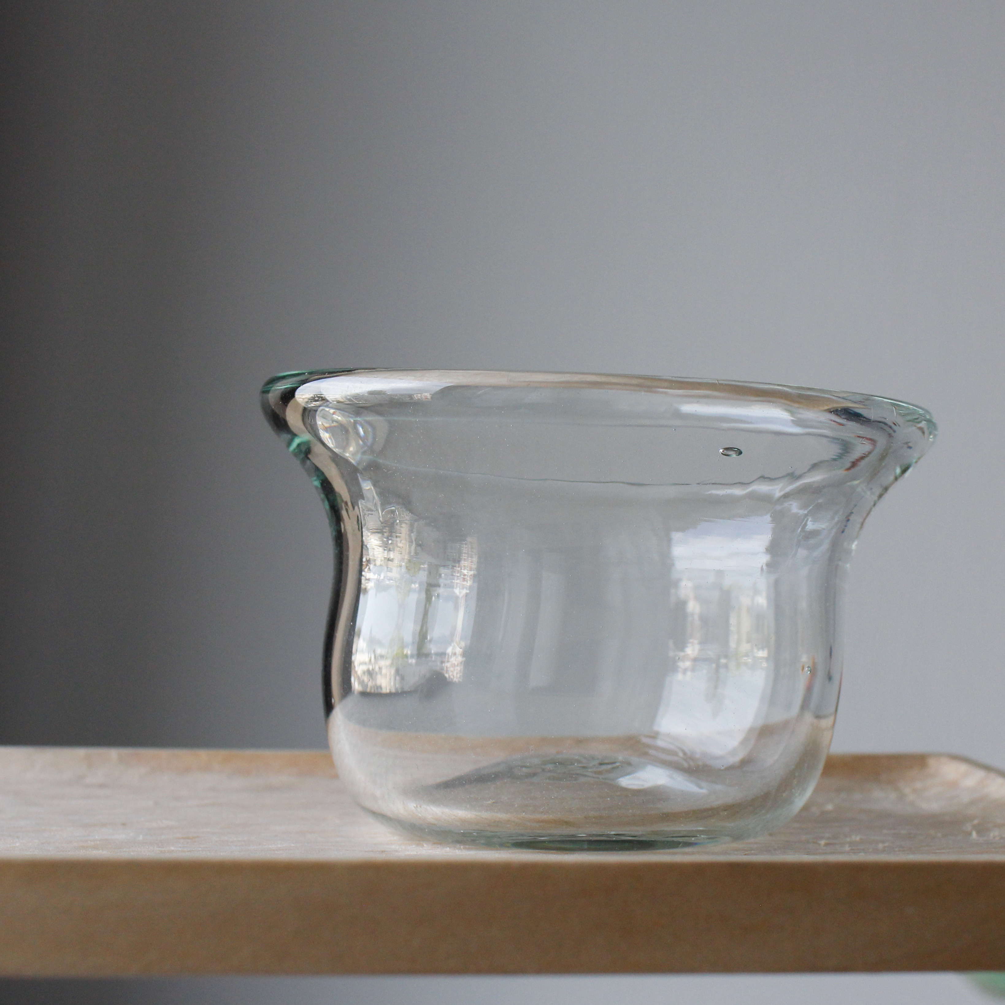 吹きガラスのうつわ　花瓶　フラワーベース　サラダボウル　フルーツボウル　デザートボウル　再生ガラス