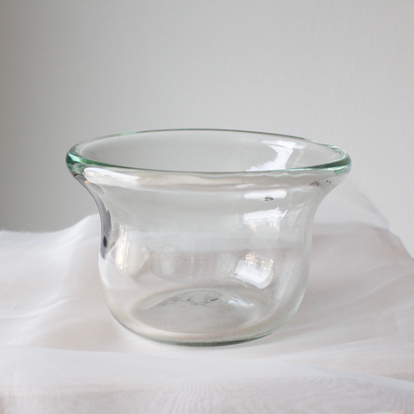 吹きガラスのうつわ　花瓶　フラワーベース　サラダボウル　フルーツボウル　デザートボウル　再生ガラス 6枚目の画像