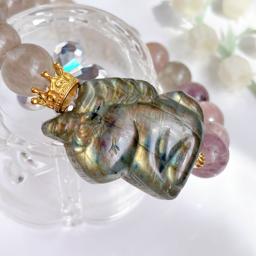 ✧₊⁎一点のみ˚✧₊⁎ ラブラドライト王冠ユニコーンちゃん希少石サゲニ