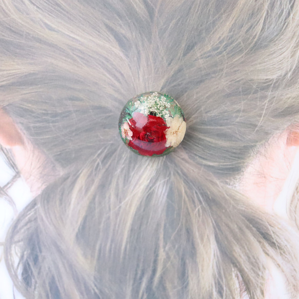 【Ramillete小花束】紅玫瑰與Kodemari髮圈（圓形） 第5張的照片