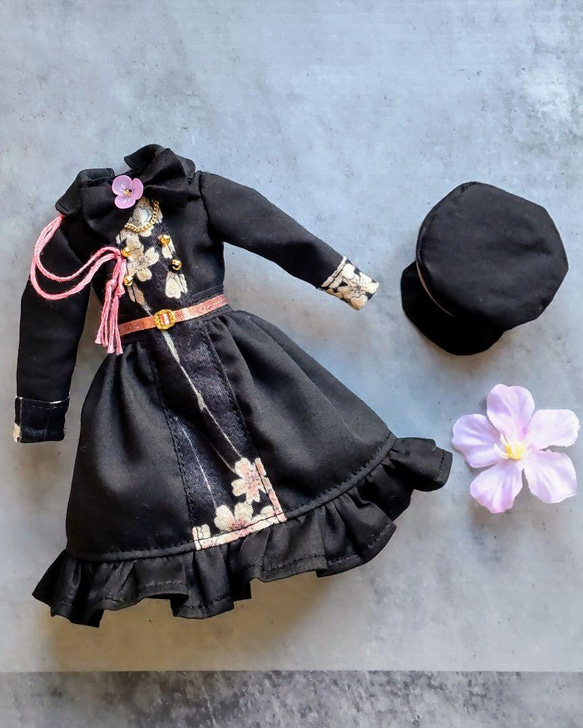 ドール服 リカちゃん 27cmドール ミリタリー ロリータ 桜デザイン 9枚目の画像