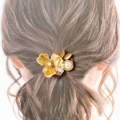 お花と欠片のnaturalクリームポニーフック ポニーフック・ヘアカフス 
