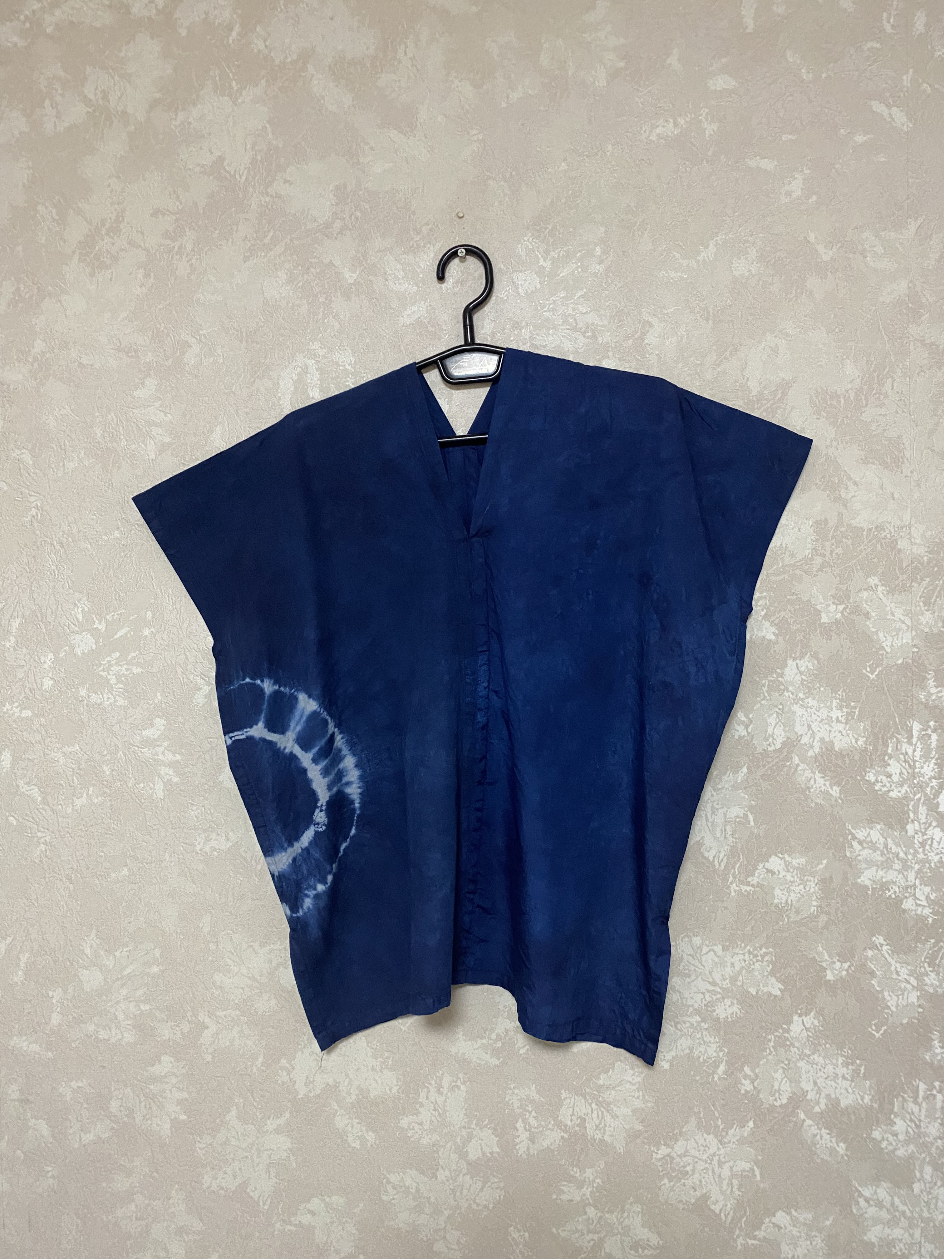 藍染めのトップス(丸、絞り染め)18