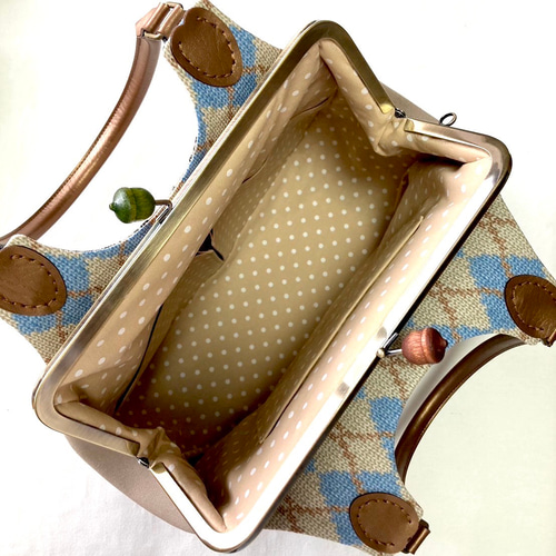 44　特大あおりがま口バッグ　ハンドメイド 44 特大あおりがま口バッグ ハンドメイド ハンドメイド あおりがま口