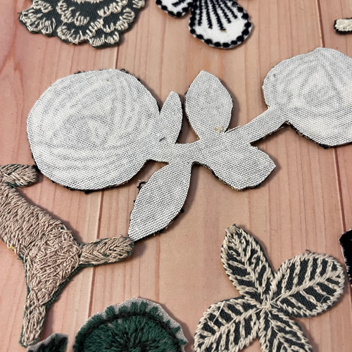 ミナペルホネン ワッペンモチーフ アップリケ 13枚セット