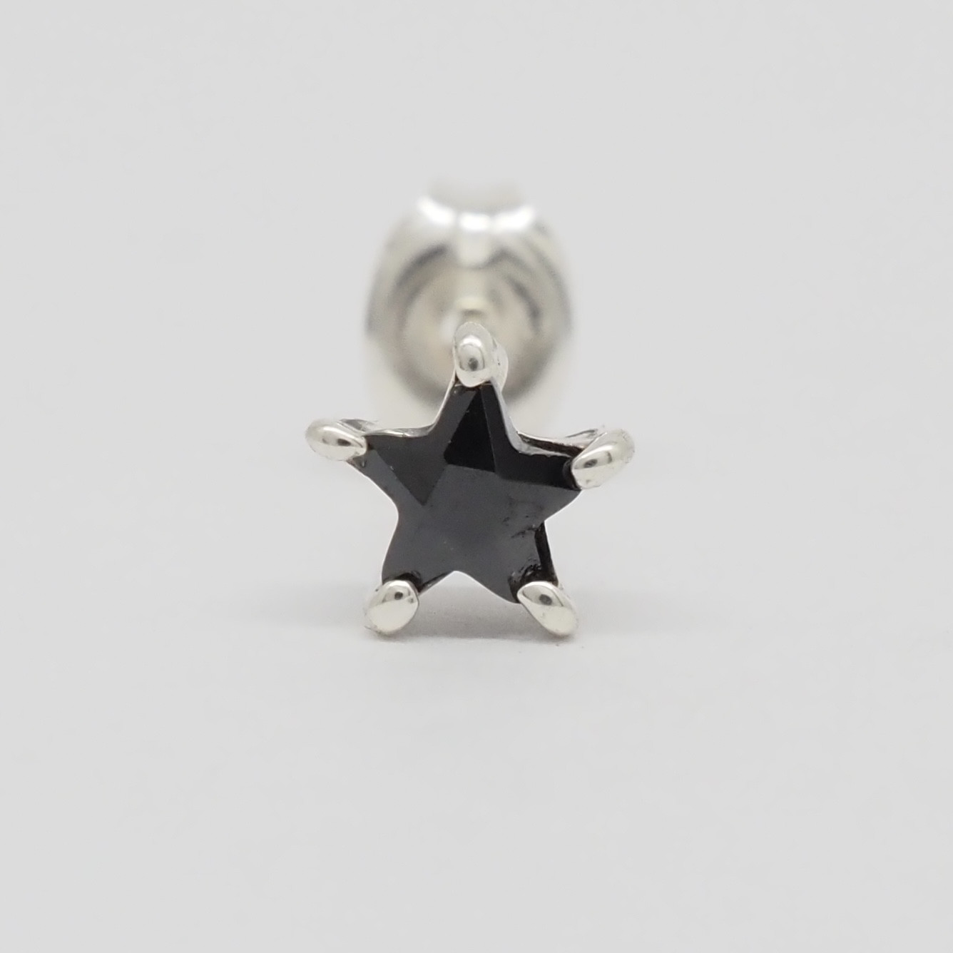 ブラックスタージェムピアス size S 1ピース / black star jem earrings 1 piece 5,304円