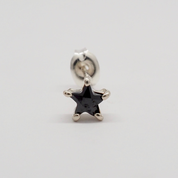 ブラックスタージェムピアス  1ピース / black star jem earrings 1 piece 1枚目の画像