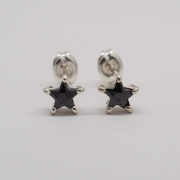 ブラックスタージェムピアス  1ペア / black star jem earrings 1 pair 1枚目の画像