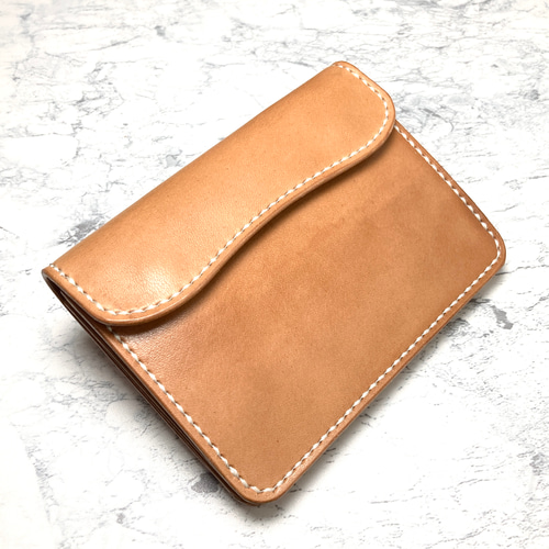 現品限り・限定価格】使いやすさを追求した本革コンパクト財布｜栃木
