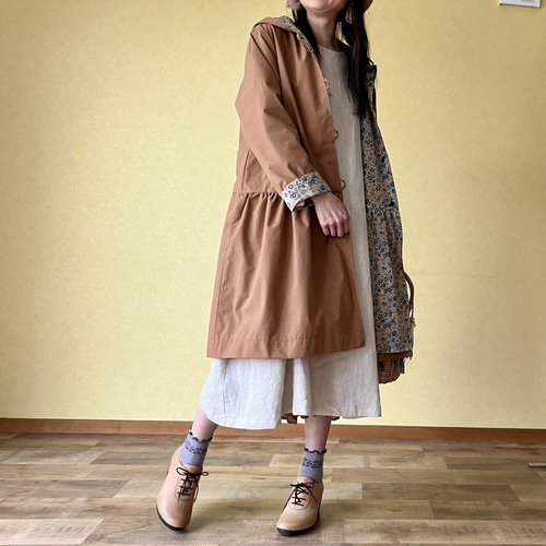 トゥエンティーズ twenties リバーシブルコート TNEWTIES 口角にほくろ