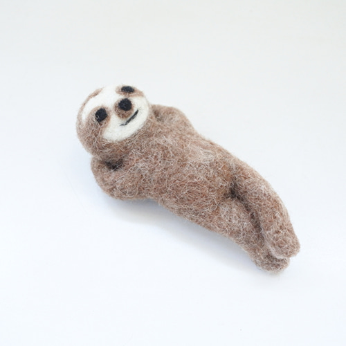 なまけもののナマケモノ（仰向け2） 羊毛フェルト kuricco 通販