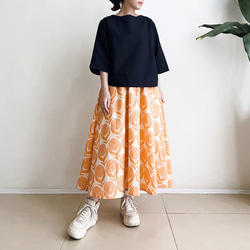 フレアースカート　* cotton Linen Orange Flower motif * 1枚目の画像