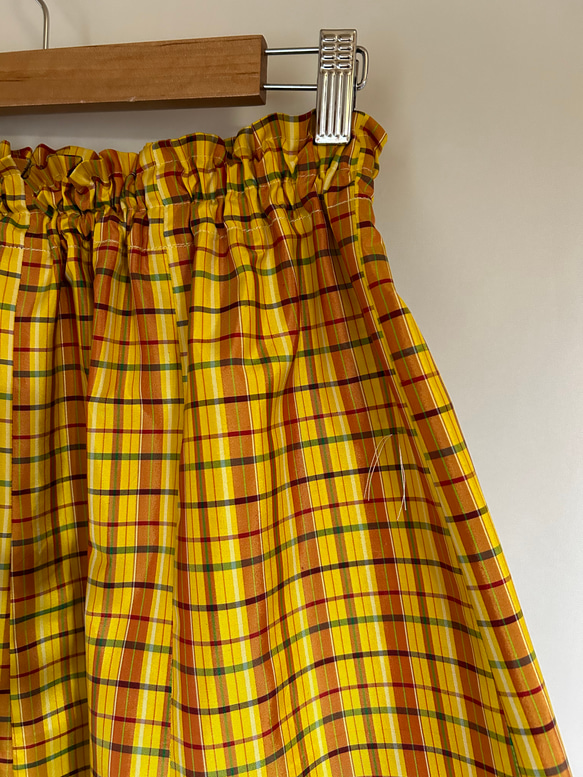大島紬　ギャザースカート　8枚はぎ　フリル　リボンベルト付き　黄色　格子柄　着物リメイク　着物裏ペチコート付き　276 10枚目の画像
