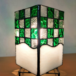ステンドグラス　市松模様ランプ（4面） 1枚目の画像