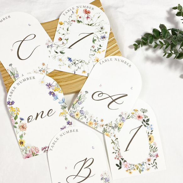 120円/1枚　【全16種類】アーチ型　花柄　テーブルナンバー【A/1/ONE】 6枚セット　席札　テーブルサイン TWENTY SIX 希望者のみ