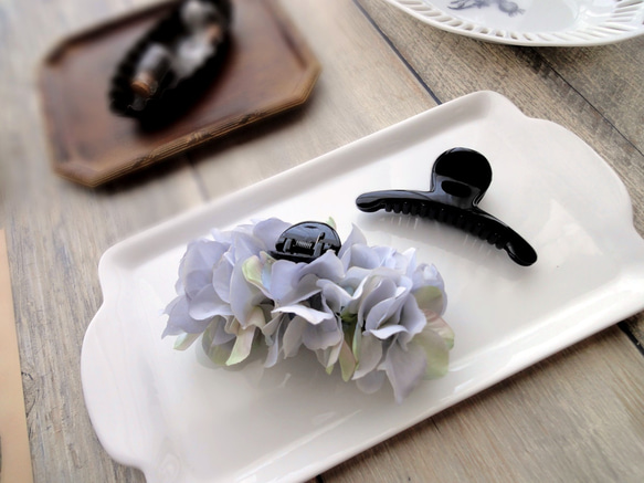 バンスクリップ□ 紫陽花の花びら □ #115 グレーブルー ヘアクリップ