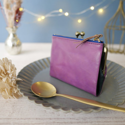 【訳あり】コンパクトなのに大容量な二つ折り財布 遊び心のある大人デザインのがま口《パープル》CU161 2枚目の画像