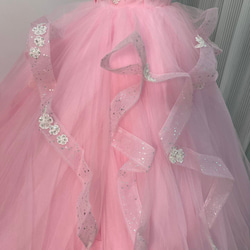 送料無料！豪華！ カラードレス キラキラのハンドビーディング ピンク ラッフルフリル プリンセスライン ロングトレーン 7枚目の画像