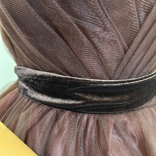 送料無料！チョコレートブラウンのチュールドレス ベアトップ 柔らかく  