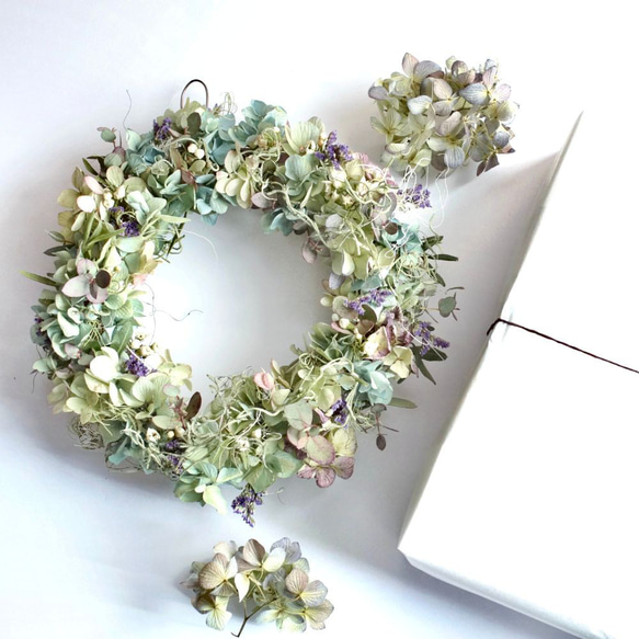 紫陽花のリース フラワーギフト 誕生日プレゼントに ドライフラワー 1枚目の画像