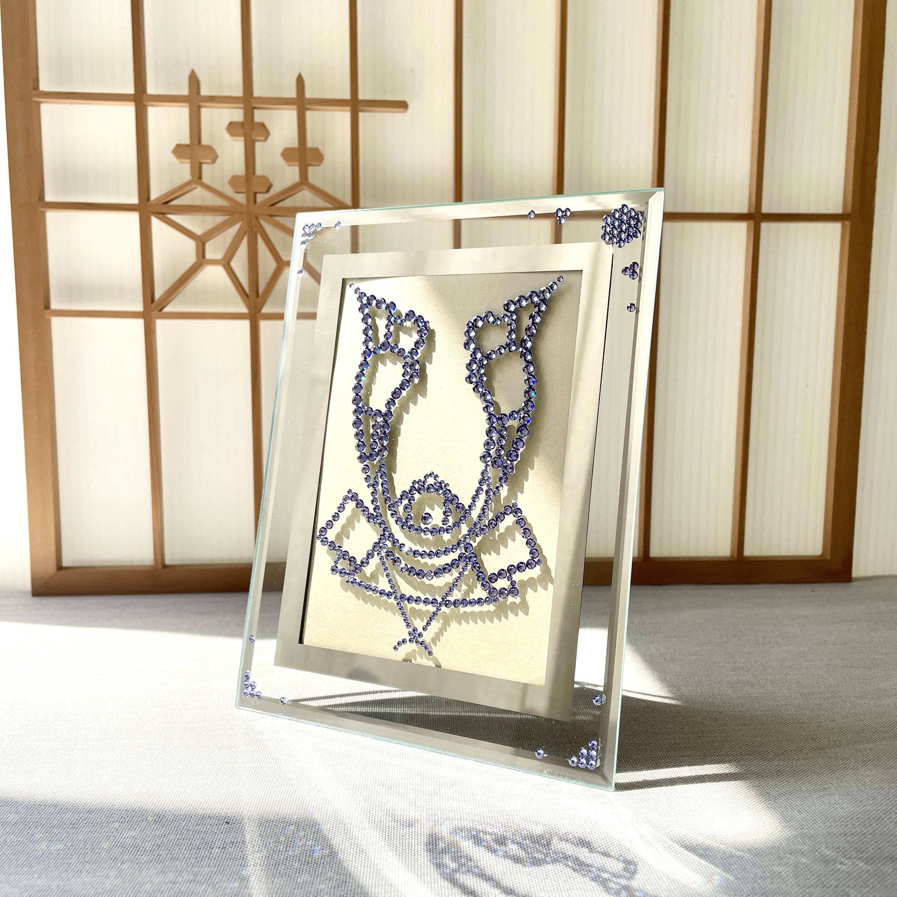 《カブト》タンザナイト(パープル系) ◼️壁飾り◼️  ガラス　フォトフレーム　こどもの日　クリスタルガラス