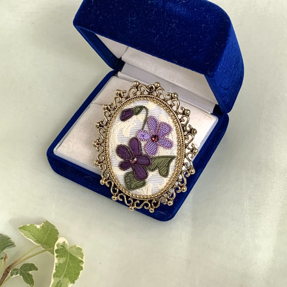 限定1点＊ローラーワークスブローチ＊すみれ ブローチ Flower Space