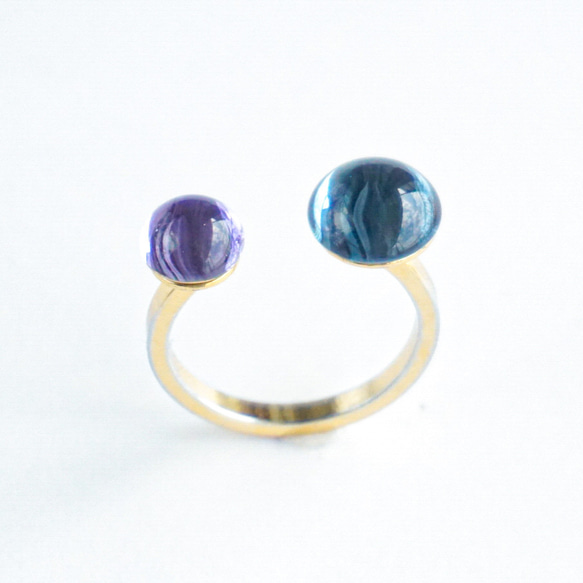 紫陽花色 ラベンダー / モデレート ブルー ヴィンテージガラス フリーサイズ リング 指輪 紫 パープル 青 4枚目の画像