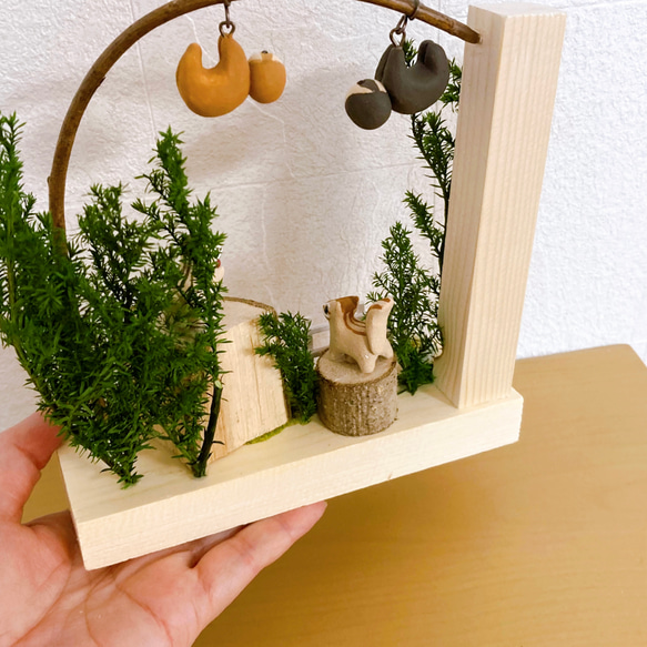 【送料込】ミニチュア動物　ナマケモノ　シマリス　置物　木工　オブジェ 5枚目の画像